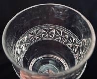 Glass Thumb