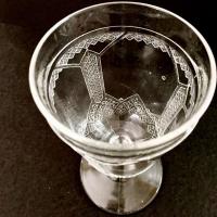 Glass Thumb