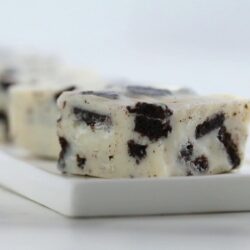 Mr. Amish Cookies & Cream Fudge